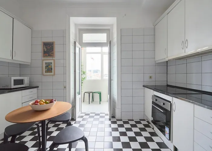 Bright Double In A Coliving Homestay szállás