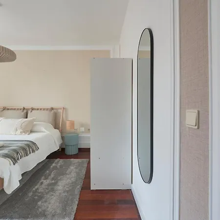 Bright Double In A Coliving 民宿 *